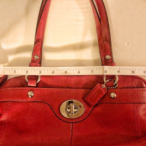 Red leather Authentic Coach Purse - Picture 6 of 8